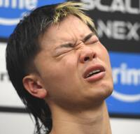試合を振り返る那須川天心（撮影・堀内翔）