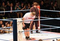 大みそかのプロレスデビューが決まり、リング上で報告した塙元輝