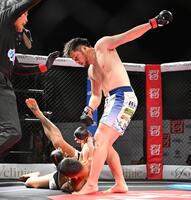 ｃａｚｙａに勝利したヒロ三河（撮影・堀内翔）