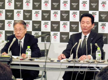 　ＪＢＣの秋山弘志理事長（左）と浦谷伸彰本部事務局長