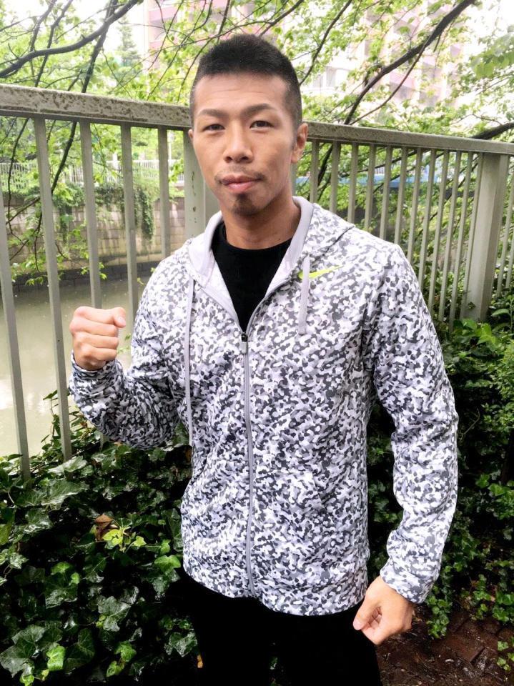 　王座陥落から一夜明けた内山高志（代表撮影）