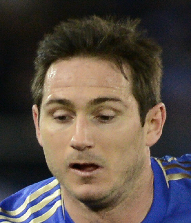 　代表最後の試合となるかもれいないランパードはヘンリー王子の前でプレーする