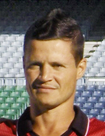 　自動車事故を起こしたマルシオリシャルデス