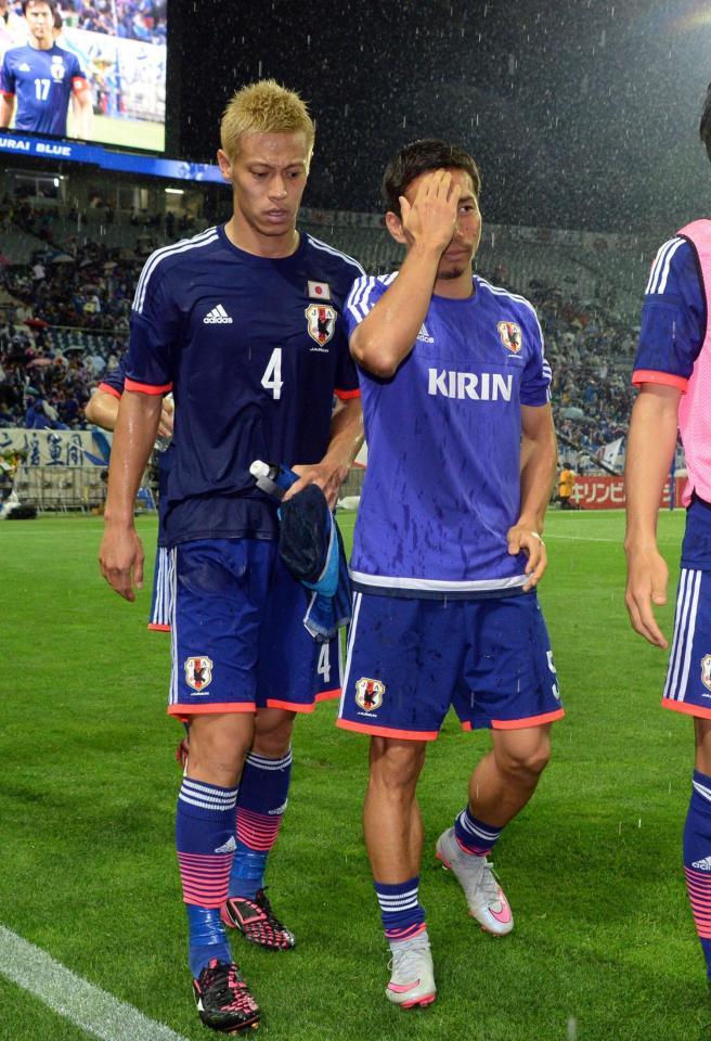 長友スタメン落ち 左臀部に張り訴え サッカー デイリースポーツ Online