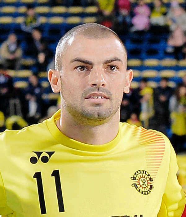 　神戸移籍を表明したレアンドロ