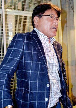 欧州視察を終えて帰国したＵー22日本代表・手倉森監督