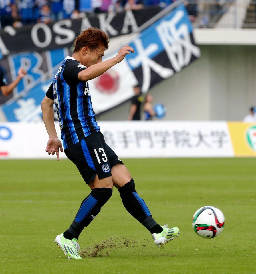ｇ大阪が総力戦で首位浦和を撃破 サッカー デイリースポーツ Online