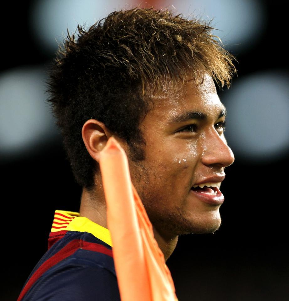 父が裁判で徹底抗戦の構えを示しているネイマール