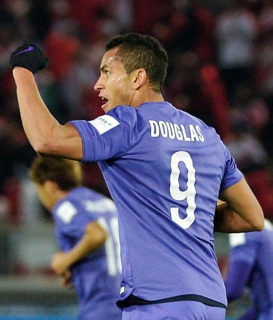 広島　ドウグラスが２発で勝ち越し　