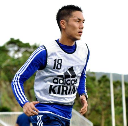 フィジカルトレーニングをこなすＵ－22代表ＦＷ久保裕也