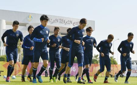 　タイ戦に向け練習するサッカー男子Ｕ-２３日本代表＝ドーハ（共同）