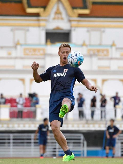 本田Ｗ杯へ強気「残り全部勝つ」８戦連発でチームを勝利に導く！