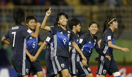 サッカー日本女子、準決勝へ