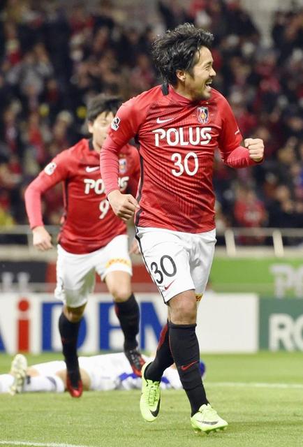 浦和が４点快勝で勝ち点を６とする　武藤が３試合連続ゴール