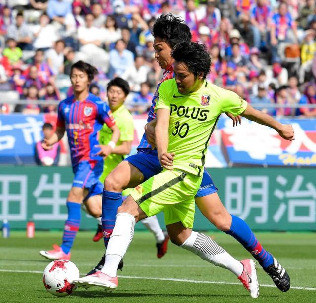 浦和が“大人のサッカー”で今季初の首位　興梠弾守り切り手堅く勝ち点３