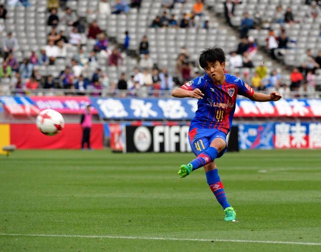 久保建英がトップデビュー！無得点もFK自ら蹴った/サッカー/デイリー