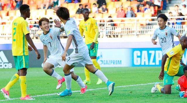 １５歳久保、絶妙ノールックパスでＶ弾アシスト！Ｕ２０日本、逆転白星発進