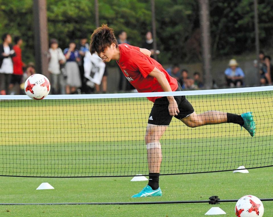 大迫 ｗ杯最終予選初ゴール狙う 狙い続けること大事 サッカー デイリースポーツ Online