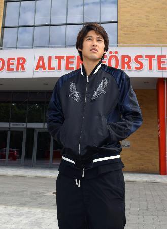 　サッカーのドイツ２部リーグ、ウニオン・ベルリンでの初練習を終えた内田篤人＝２２日、ベルリン（共同）