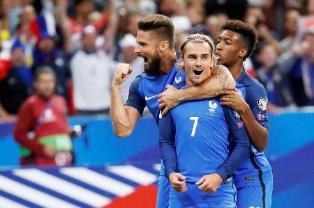 サッカー フランス首位返り咲き サッカー デイリースポーツ Online