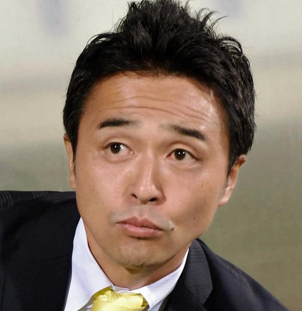 甲府、吉田達磨監督の来季続投を発表「残留を勝ち取るため出し切ります」