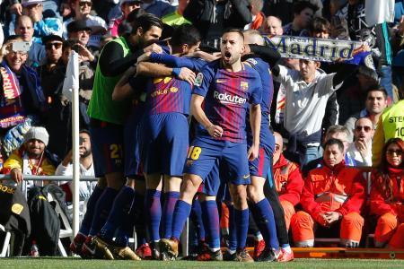 サッカー欧州、バルセロナが快勝 マンＣは連勝記録を伸ばす