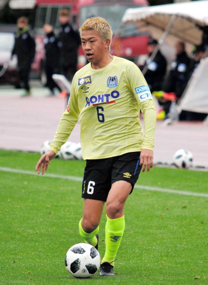 　Ｊ１Ｇ大阪のＤＦ初瀬亮