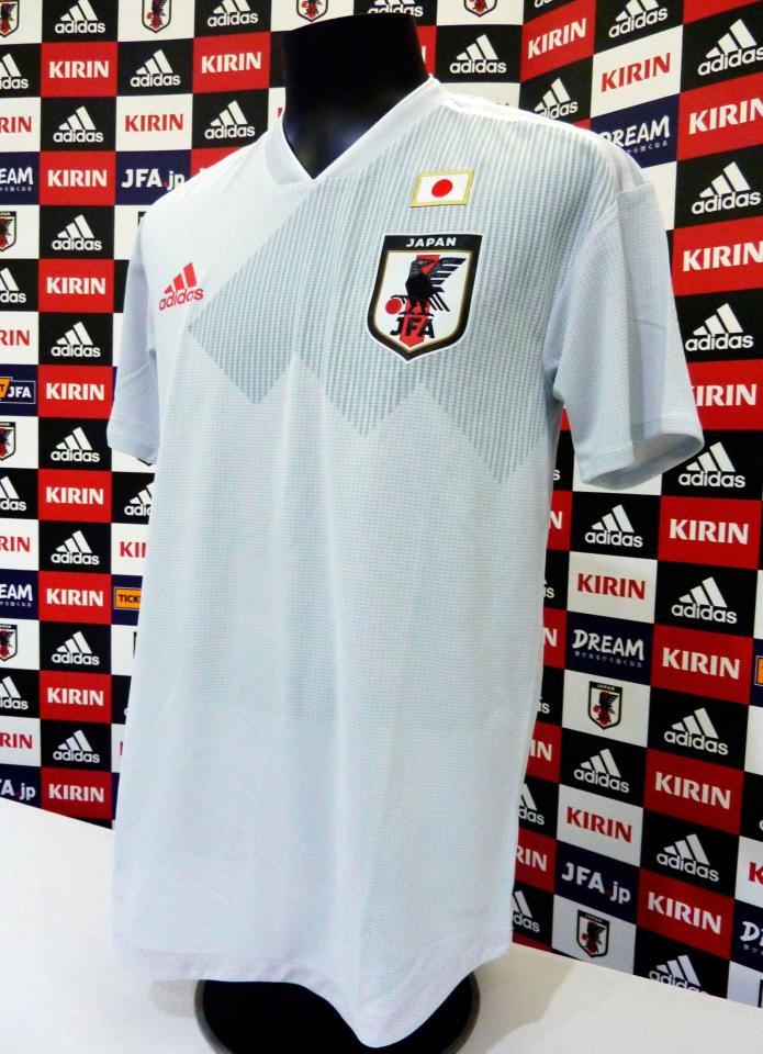 　新セカンドユニホーム