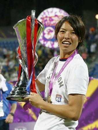サッカー、熊谷のリヨンが３連覇 女子欧州ＣＬ