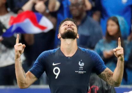 サッカー、フランスと韓国勝つ 国際親善試合