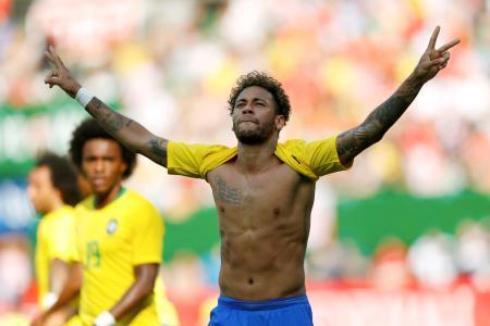 ブラジル快勝、サッカー親善試合 ネイマールは２試合連続ゴール