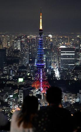 東京タワーもサムライ応援 青のライトアップ