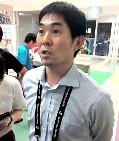 　Ｊ２の水戸－愛媛戦を視察した日本代表の森保監督