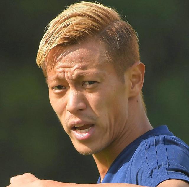 本田圭佑　現役続行表明「数日中に新しいクラブを決めます」