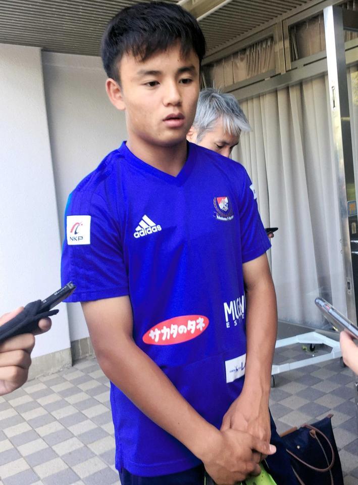 横浜Ｍへの期限付き移籍後、全体練習に合流した久保