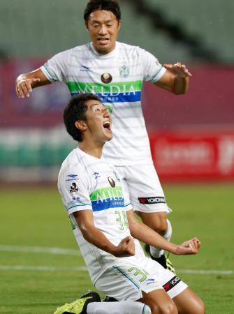 湘南が２２年ぶりルヴァン杯４強 鹿島、柏、横浜Ｍも進出