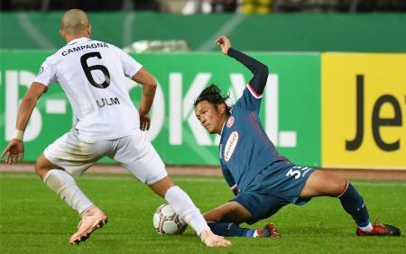 サッカー、宇佐美がアシスト ドイツカップ２回戦