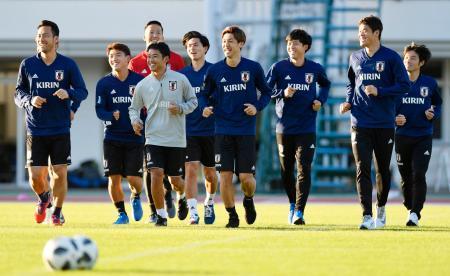 サッカー日本、キルギス戦へ調整 豊田に移動、２０日対戦
