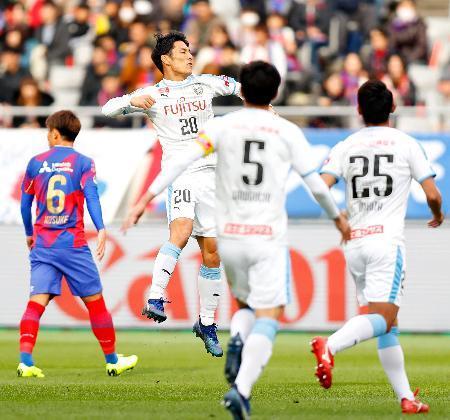 サッカー、柏のＪ２降格が決定 Ｊ１、連覇決めた川崎快勝