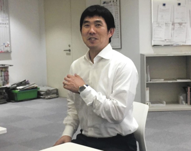 日本代表・森保監督が欧州視察から帰国　香川とも会談「練習で存在感あった」