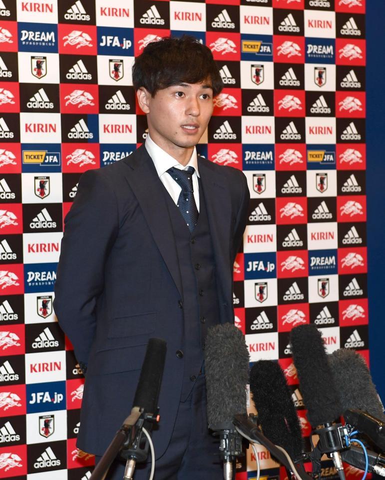 一時帰国の日本代表MF南野拓実、悔しさにじませる「いつか ...