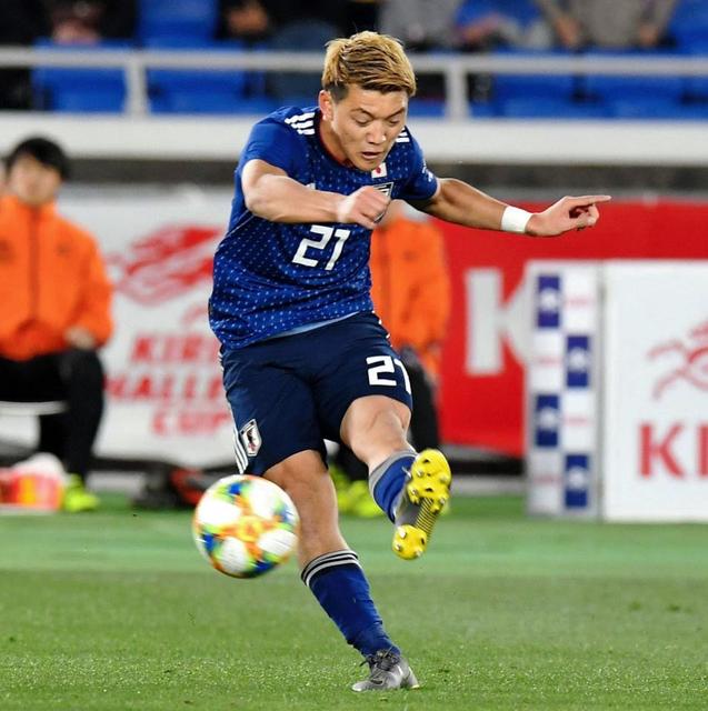 堂安が左足の痛みで練習不参加 室屋は左腿打撲で別メニュー サッカー デイリースポーツ Online