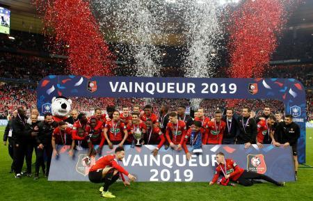 サッカー、レンヌ４８年ぶり優勝 フランス・カップ