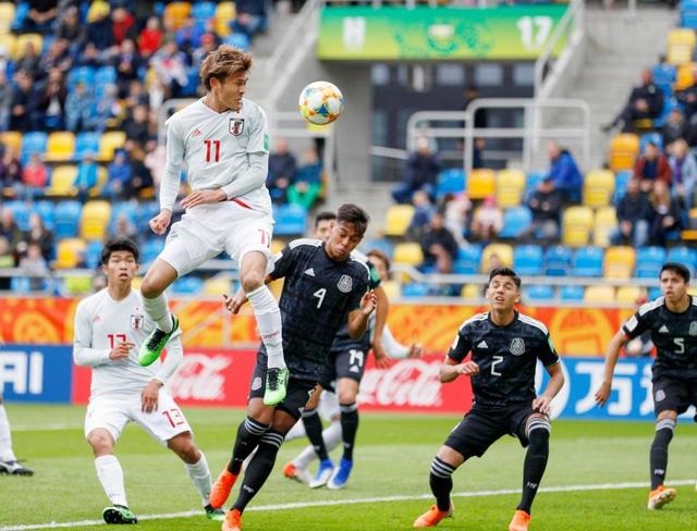 Ｕ－２０日本が今Ｗ杯初勝利で勝ち点４　誕生日の宮代２発、田川も決めた　決勝Ｔへ前進