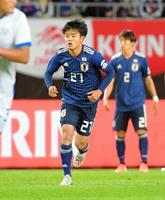 後半途中から出場する久保建（撮影・堀内翔）