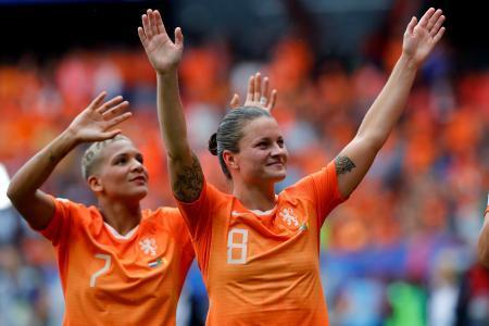 女子Ｗ杯オランダ、カナダが突破 サッカー、第９日