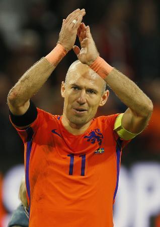 サッカー、ロッベンが現役引退 元オランダ代表アタッカー