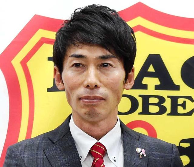 ＩＮＡＣ神戸　鈴木監督の退任を発表　リーグ３位の成績に「この責任は全て私に」