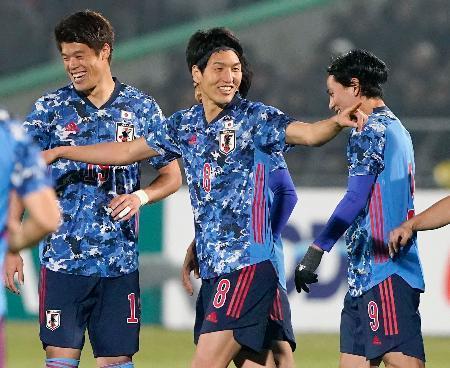 サッカー日本、キルギスに２-０Ｗ杯アジア予選４連勝