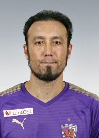 サッカー、闘莉王が現役引退元日本代表、南アＷ杯１６強